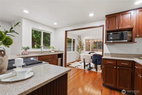21633 NE 29th Street Sammamish WA 98074