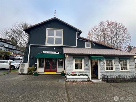 141 Parfitt Way SW Bainbridge Island WA 98110