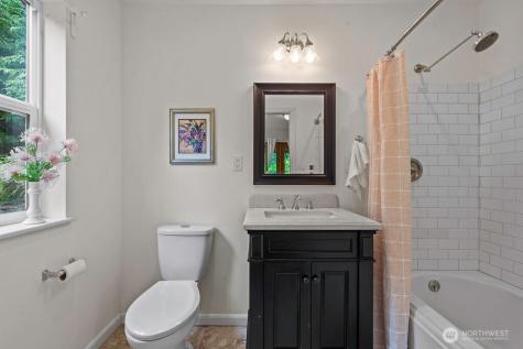 28505 137th Avenue SW Vashon WA 98070
