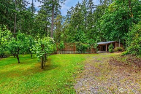 28505 137th Avenue SW Vashon WA 98070