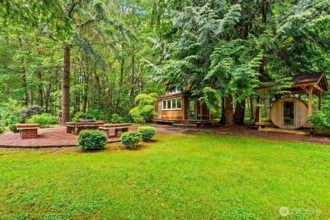28505 137th Avenue SW Vashon WA 98070