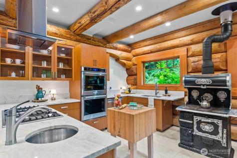 28505 137th Avenue SW Vashon WA 98070