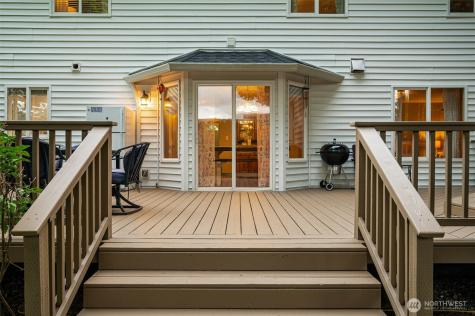302 Pine Street Woodland WA 98674