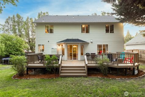 302 Pine Street Woodland WA 98674