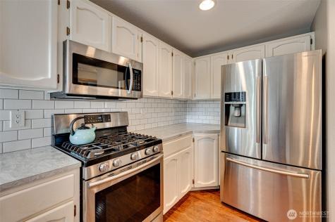 302 Pine Street Woodland WA 98674