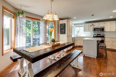 302 Pine Street Woodland WA 98674
