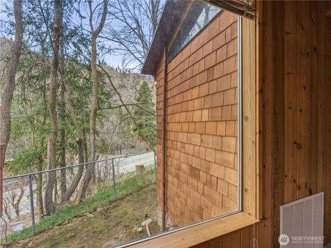 9606 Entiat River Road Entiat WA 98822
