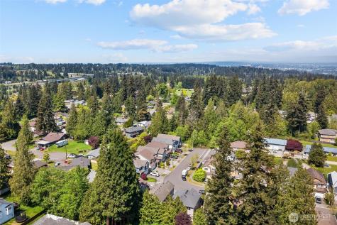 2514 96th St SE Everett WA 98208
