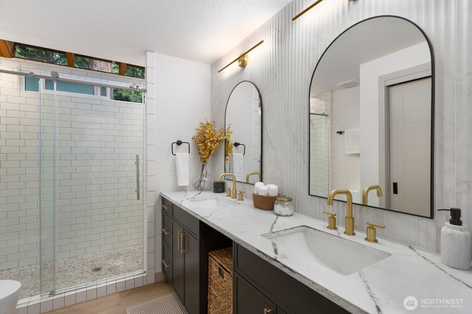 11730 Clearview Drive Edmonds WA 98026