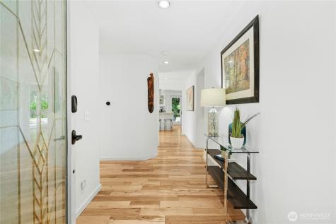 21010 NE 33rd Place Sammamish WA 98074