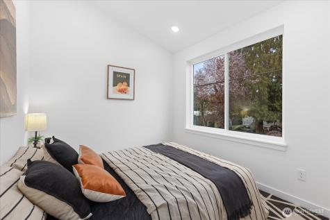 830 S Sullivan Street Seattle WA 98108