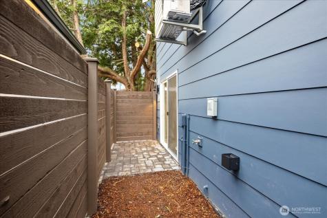 830 S Sullivan Street Seattle WA 98108