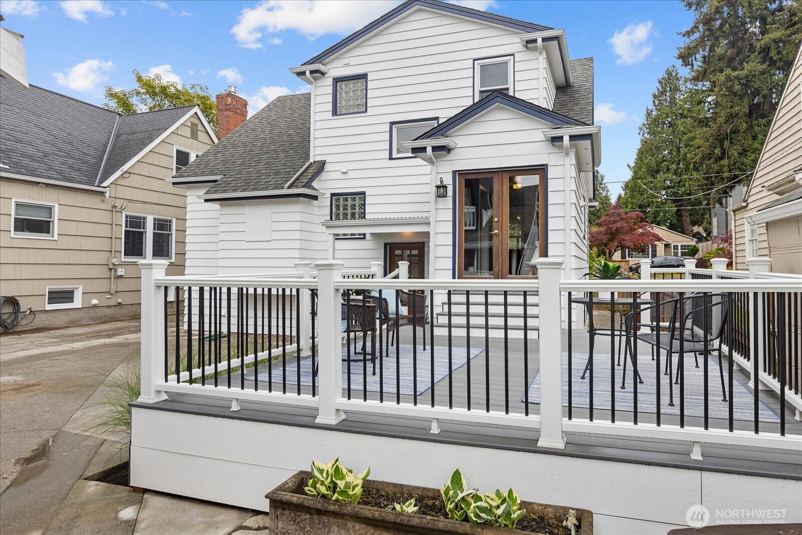 1020 NE 100th Street Seattle WA 98125