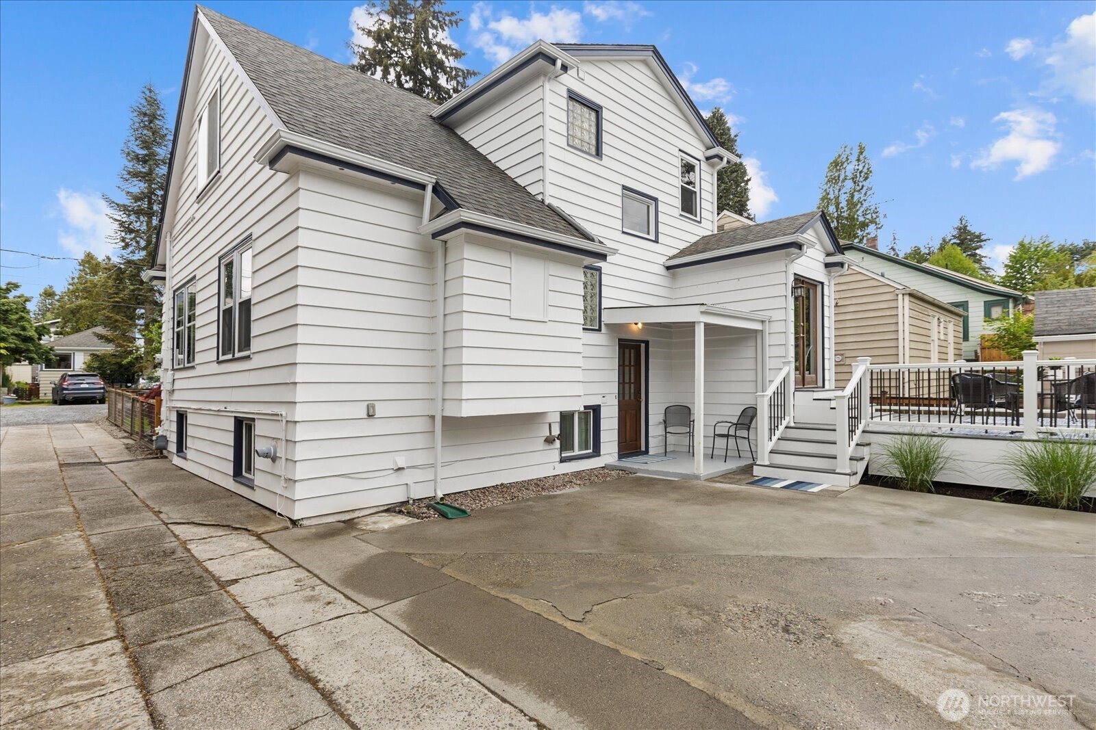 1020 NE 100th Street Seattle WA 98125