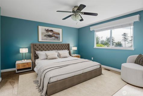 1433 Martha Way Oak Harbor WA 98277