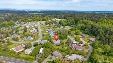 1433 Martha Way Oak Harbor WA 98277