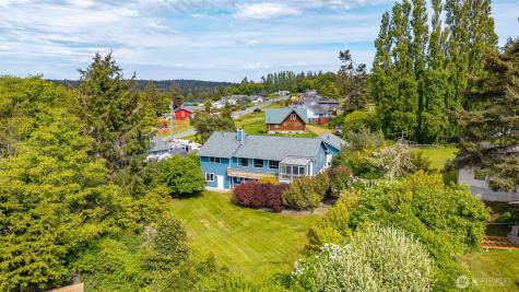 1433 Martha Way Oak Harbor WA 98277