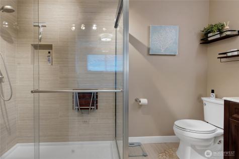 3713 Tahoma Place W University Place WA 98466