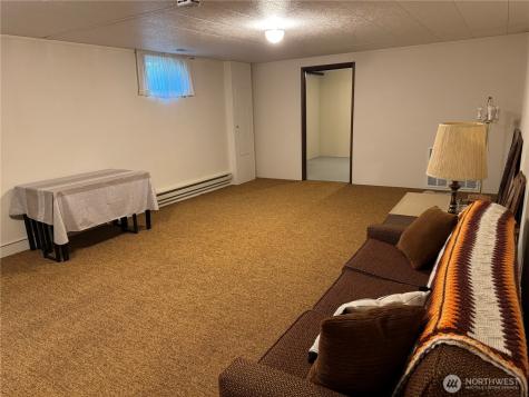 908 S 6th Dayton WA 99328