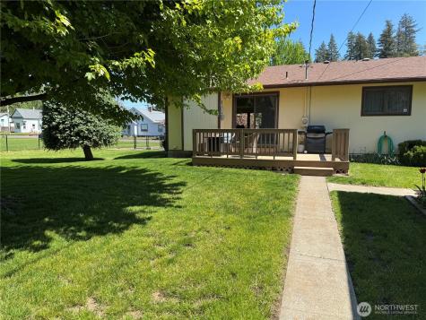 908 S 6th Dayton WA 99328