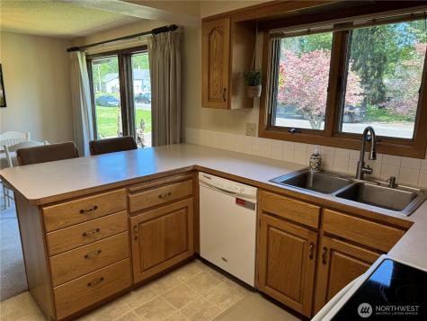 908 S 6th Dayton WA 99328