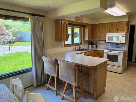 908 S 6th Dayton WA 99328