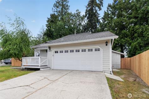 2636 Coventry Bremerton WA 98311