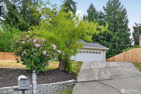 2636 Coventry Bremerton WA 98311