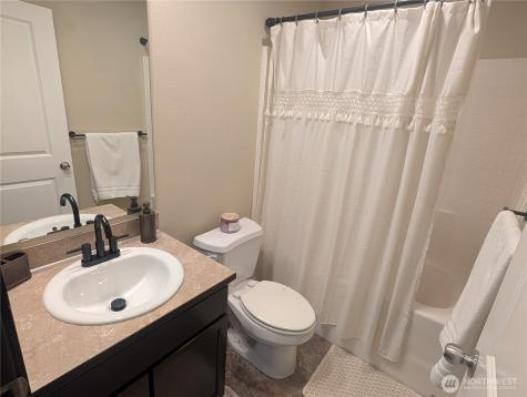 3447 Barry Place Mount Vernon WA 98274