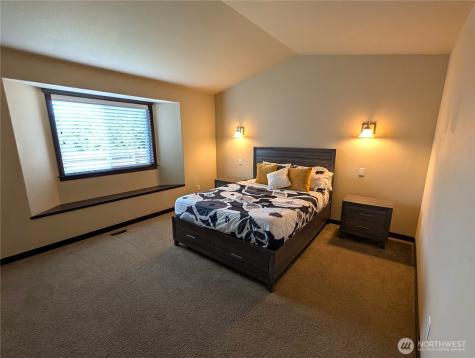 3447 Barry Place Mount Vernon WA 98274