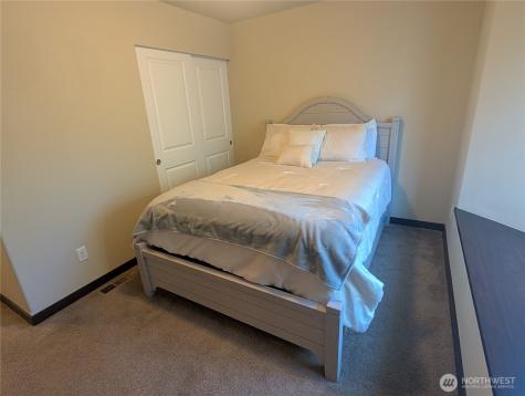 3447 Barry Place Mount Vernon WA 98274