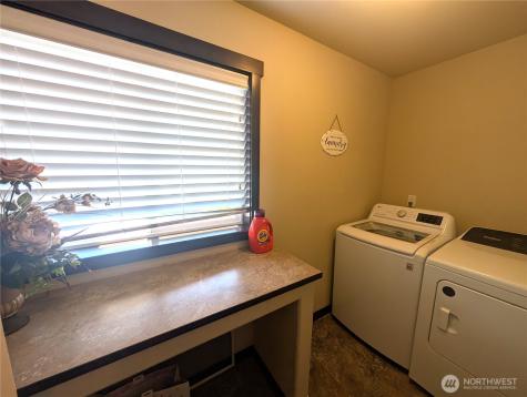 3447 Barry Place Mount Vernon WA 98274