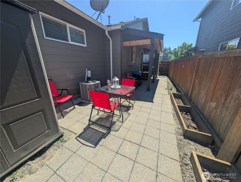 3447 Barry Place Mount Vernon WA 98274