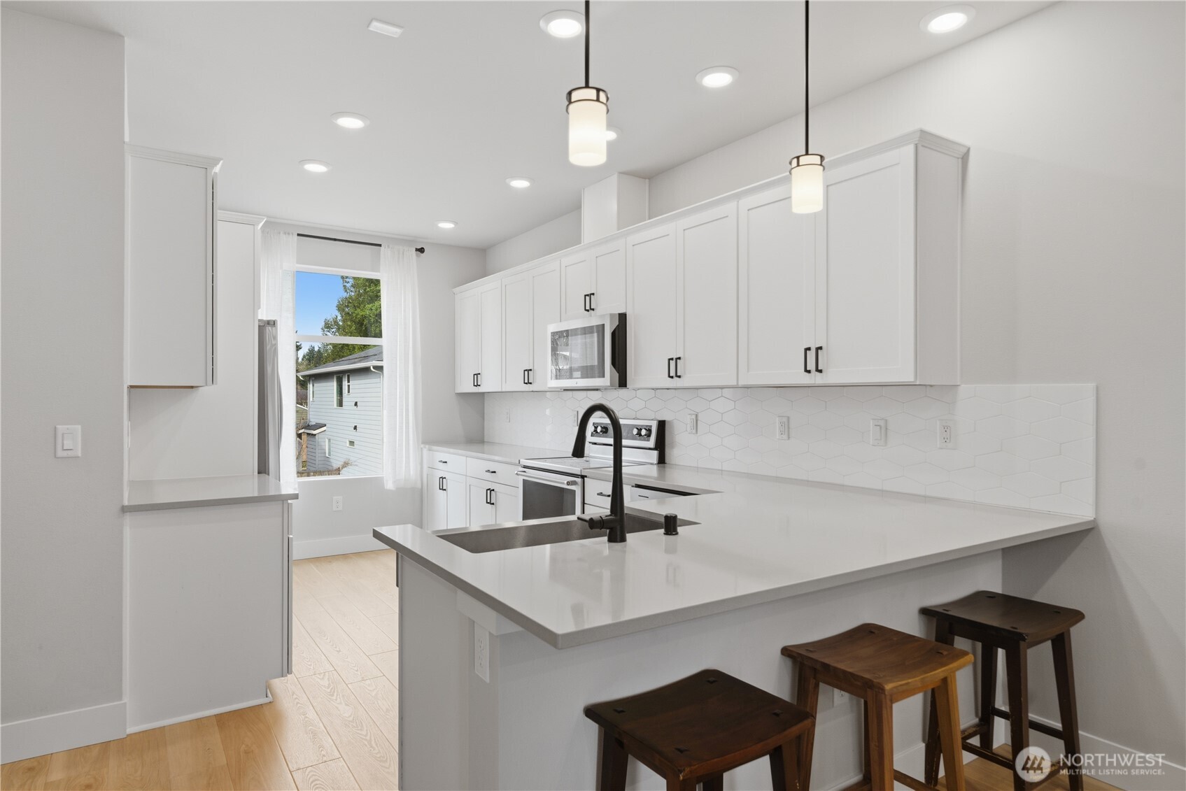 13339 Greenwood Avenue N Seattle WA 98133