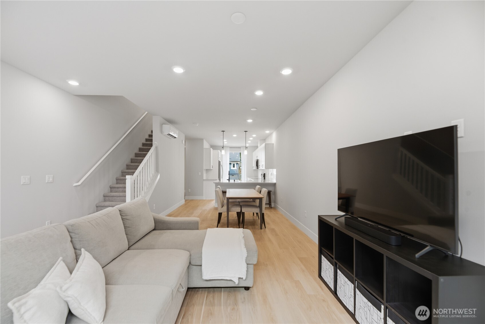 13339 Greenwood Avenue N Seattle WA 98133