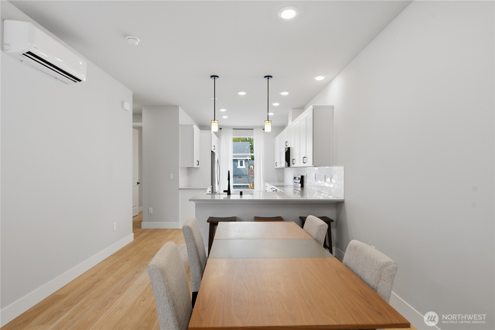 13339 Greenwood Avenue N Seattle WA 98133