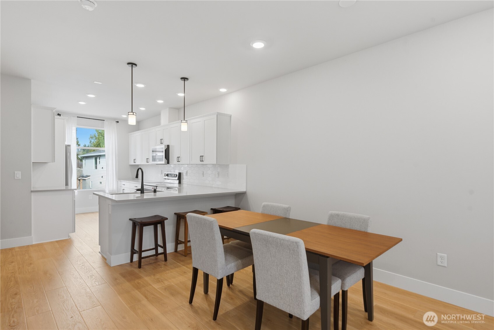 13339 Greenwood Avenue N Seattle WA 98133