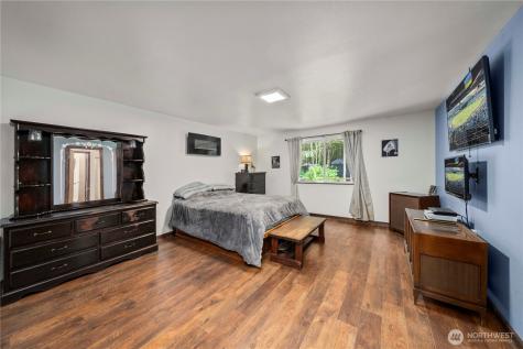 5202 383rd Street E Eatonville WA 98328