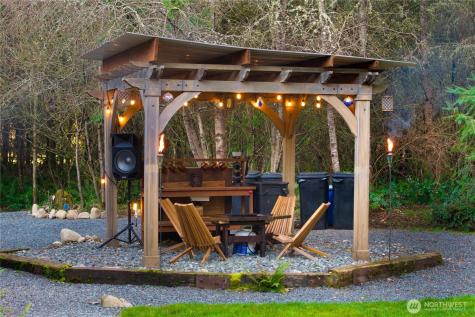 5202 383rd Street E Eatonville WA 98328