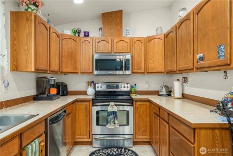 5202 383rd Street E Eatonville WA 98328