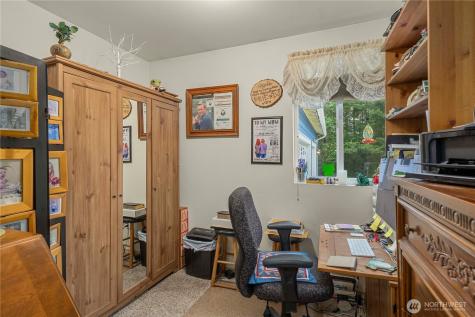5202 383rd Street E Eatonville WA 98328