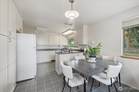 5501 106th Avenue NE Kirkland WA 98033