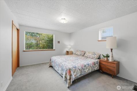 5501 106th Avenue NE Kirkland WA 98033