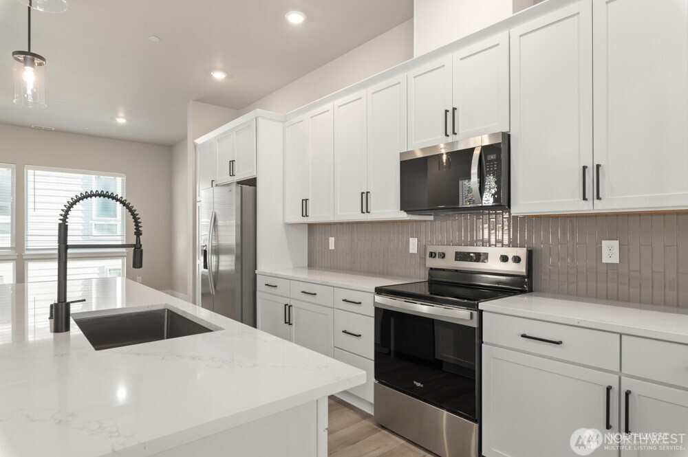 6609 S 128th Street Seattle WA 98178