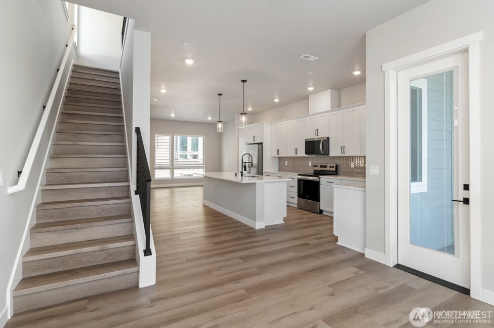 6609 S 128th Street Seattle WA 98178
