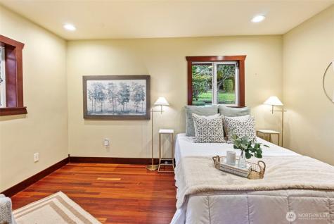 6916 Soundview Drive Gig Harbor WA 98335