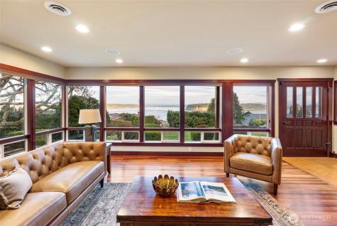 6916 Soundview Drive Gig Harbor WA 98335