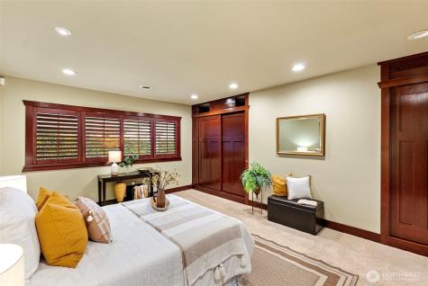 6916 Soundview Drive Gig Harbor WA 98335