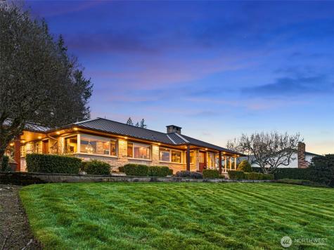 6916 Soundview Drive Gig Harbor WA 98335
