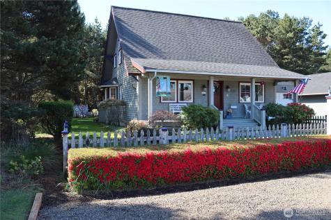 1222 194th Street W Long Beach WA 98631